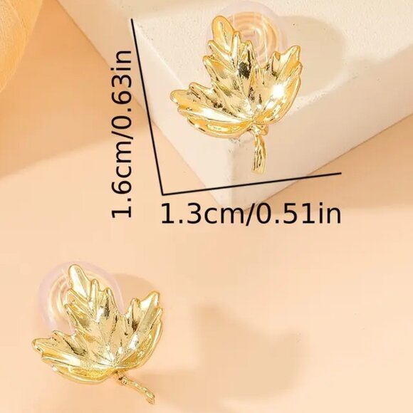 GOLDEN MAPLE LEAF CLIP EARRINGS - Picture 2 of 2